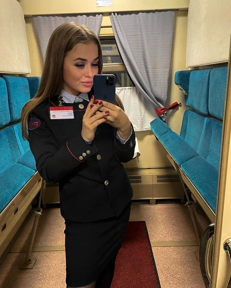 Проводница РЖД