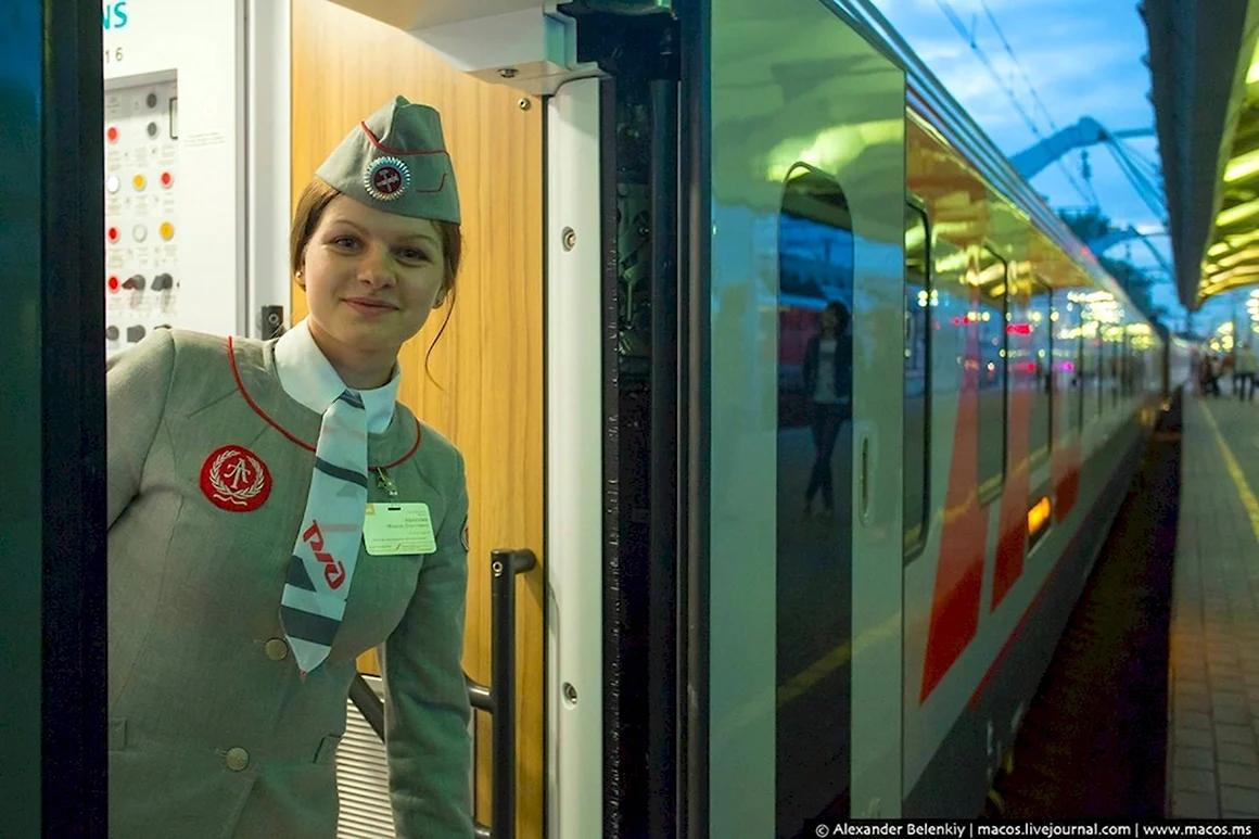 Проводницы поезда Лев толстой