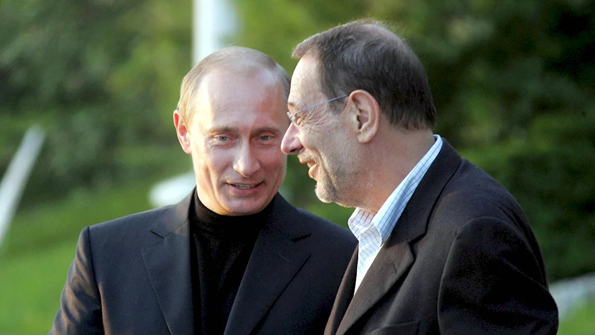 Путин в неформальной обстановке