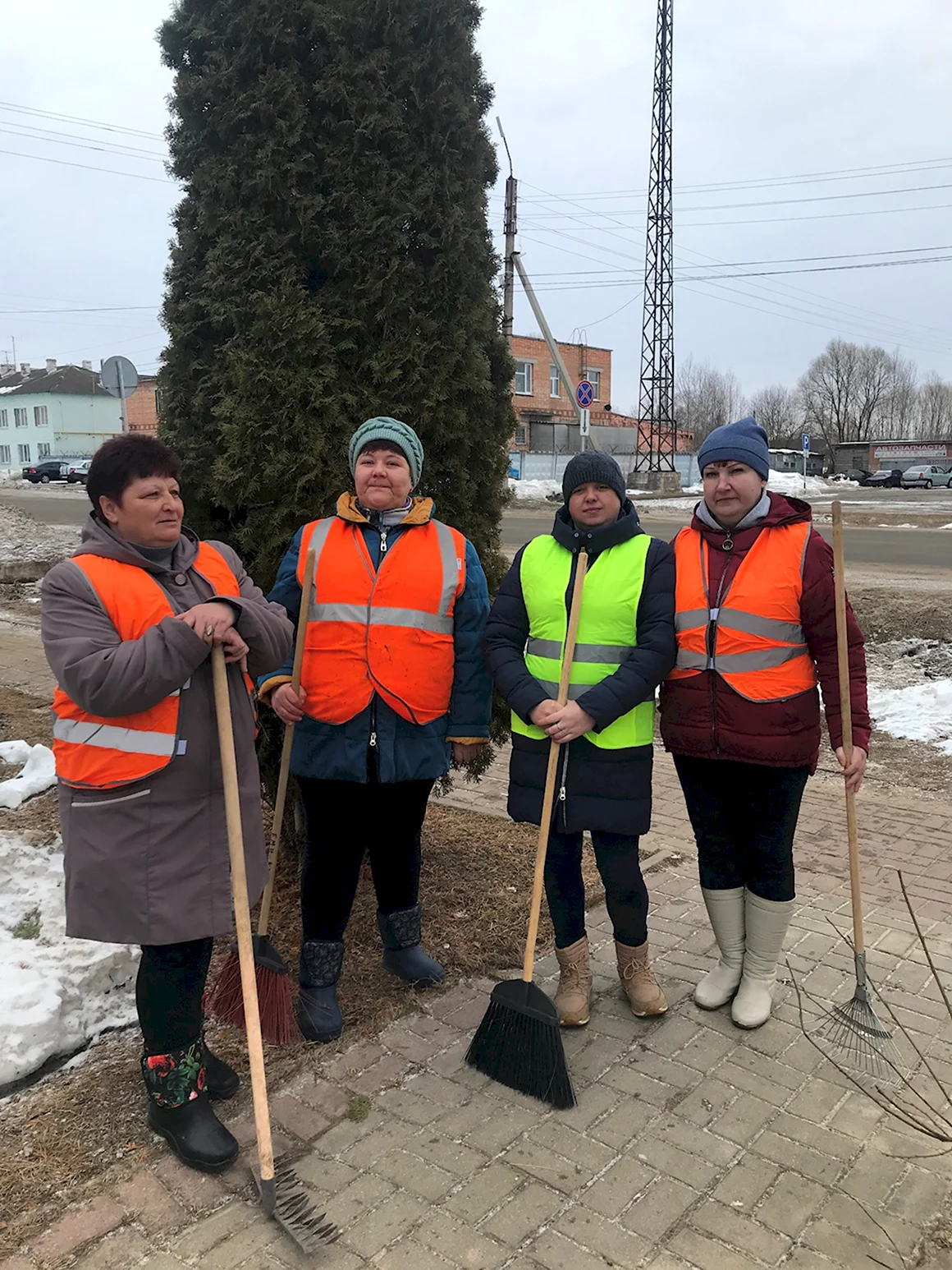 Работники ЖКХ