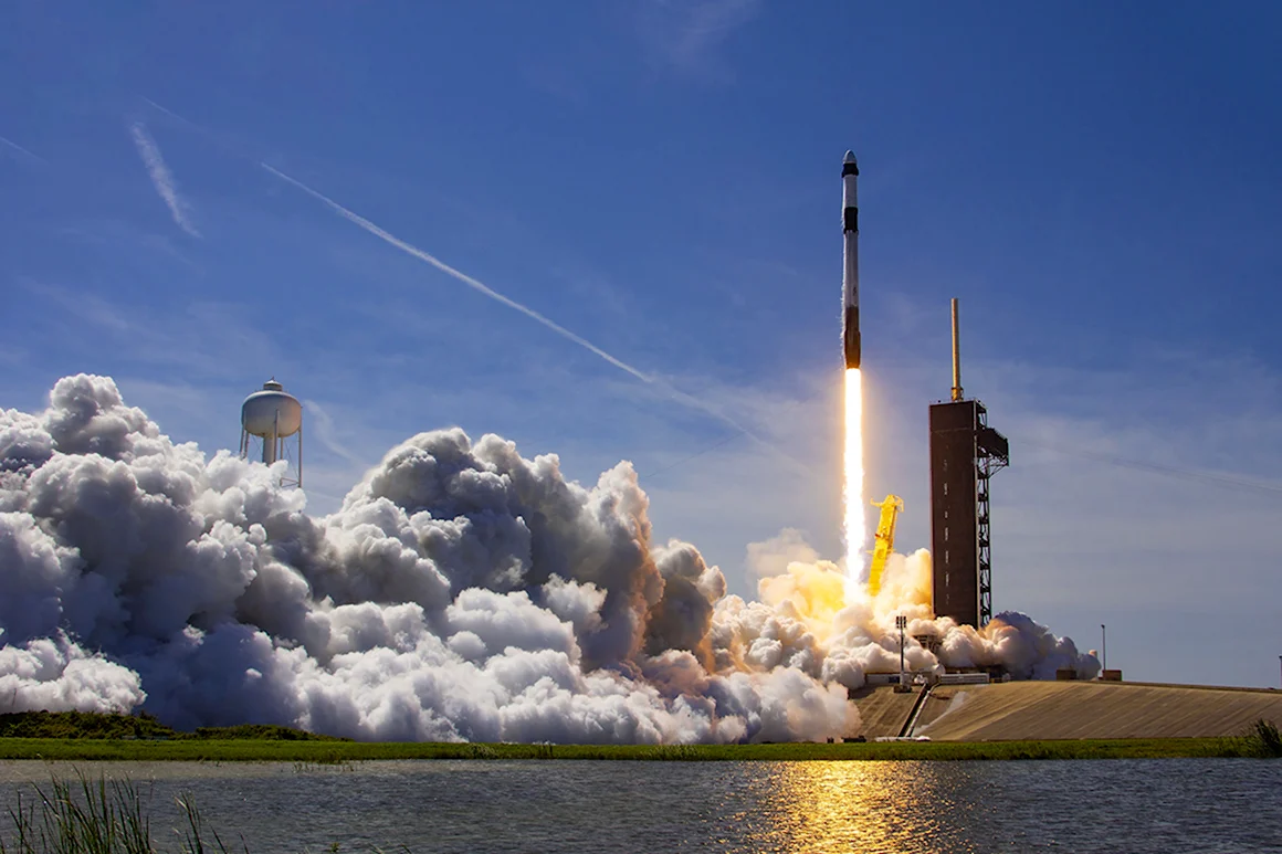 Ракета SPACEX