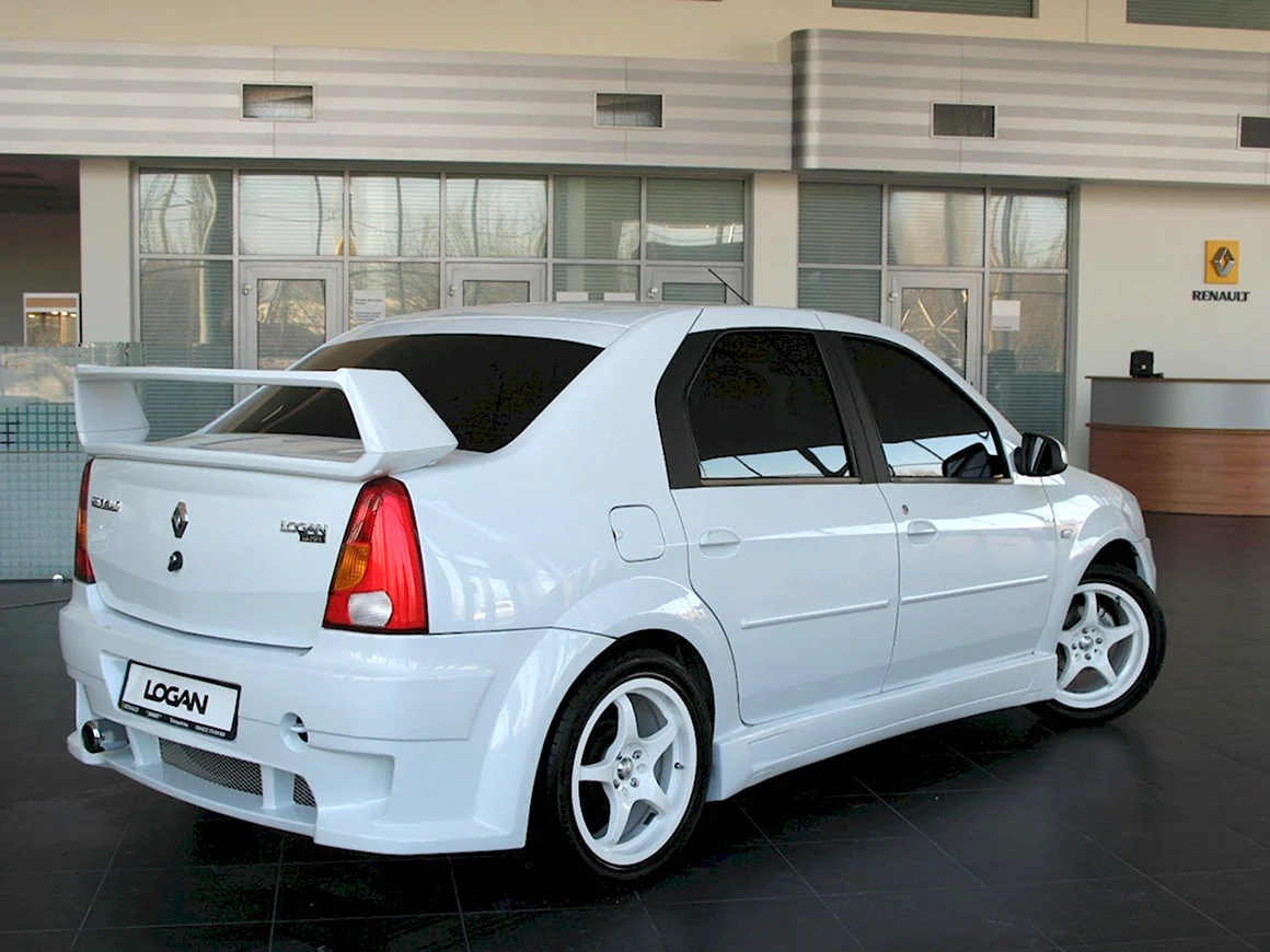 Renault Logan тюнингованная