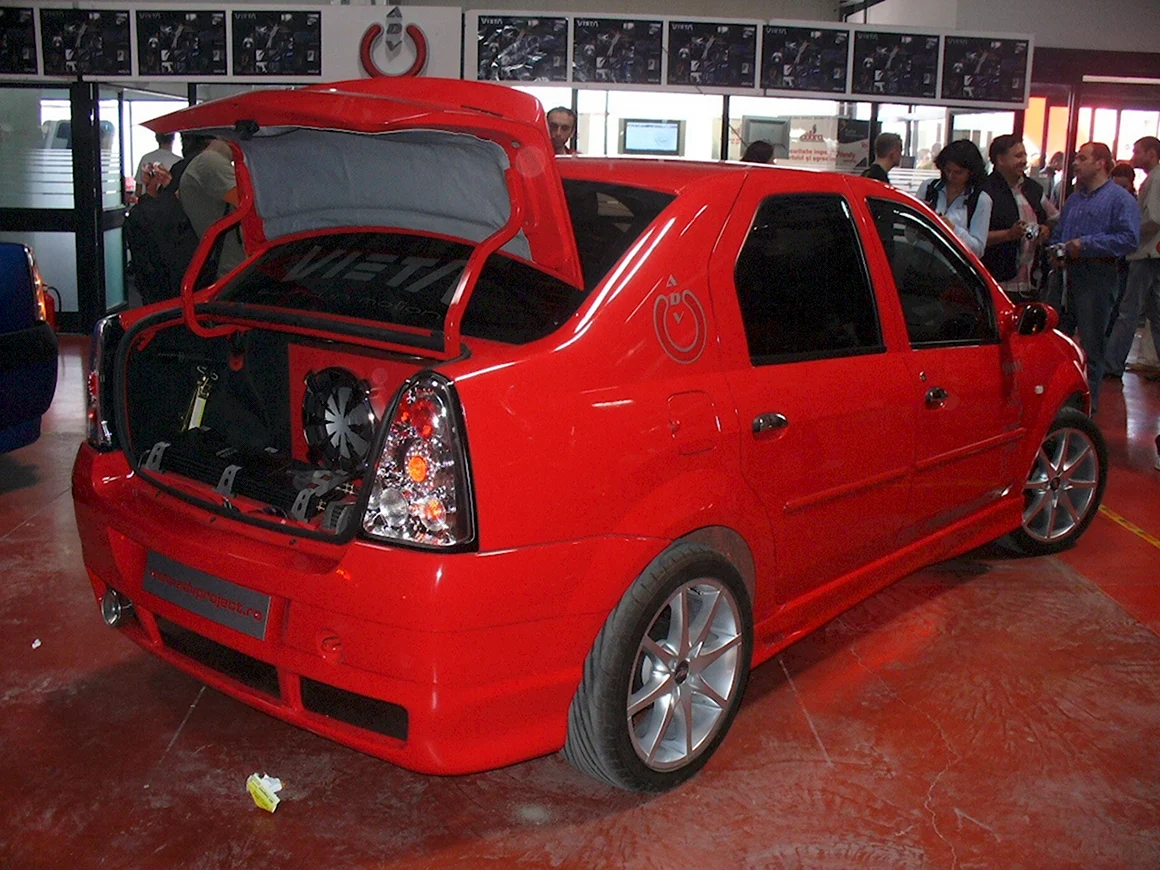 Renault Logan тюнингованная
