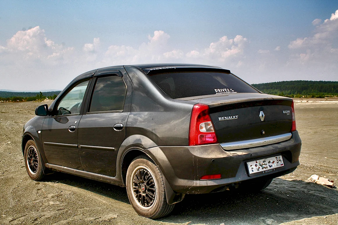 Рено Логан 1