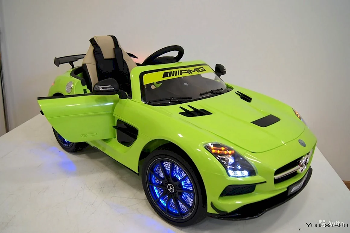 RIVERTOYS автомобиль Mercedes-Benz SLS a333aa