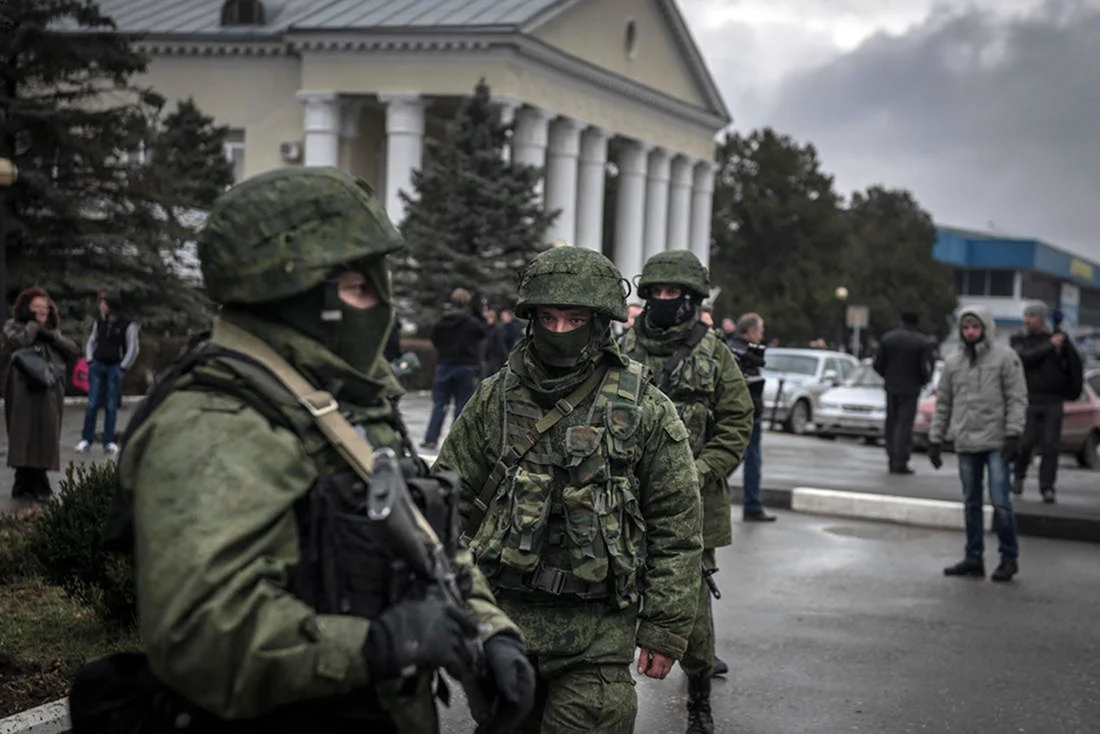Российские солдаты в Крыму 2014