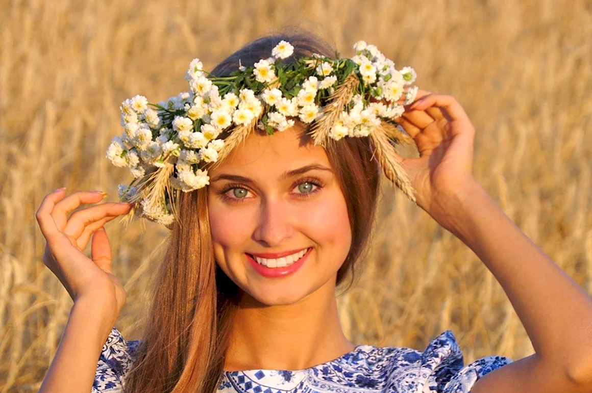 Русская красавица в венке