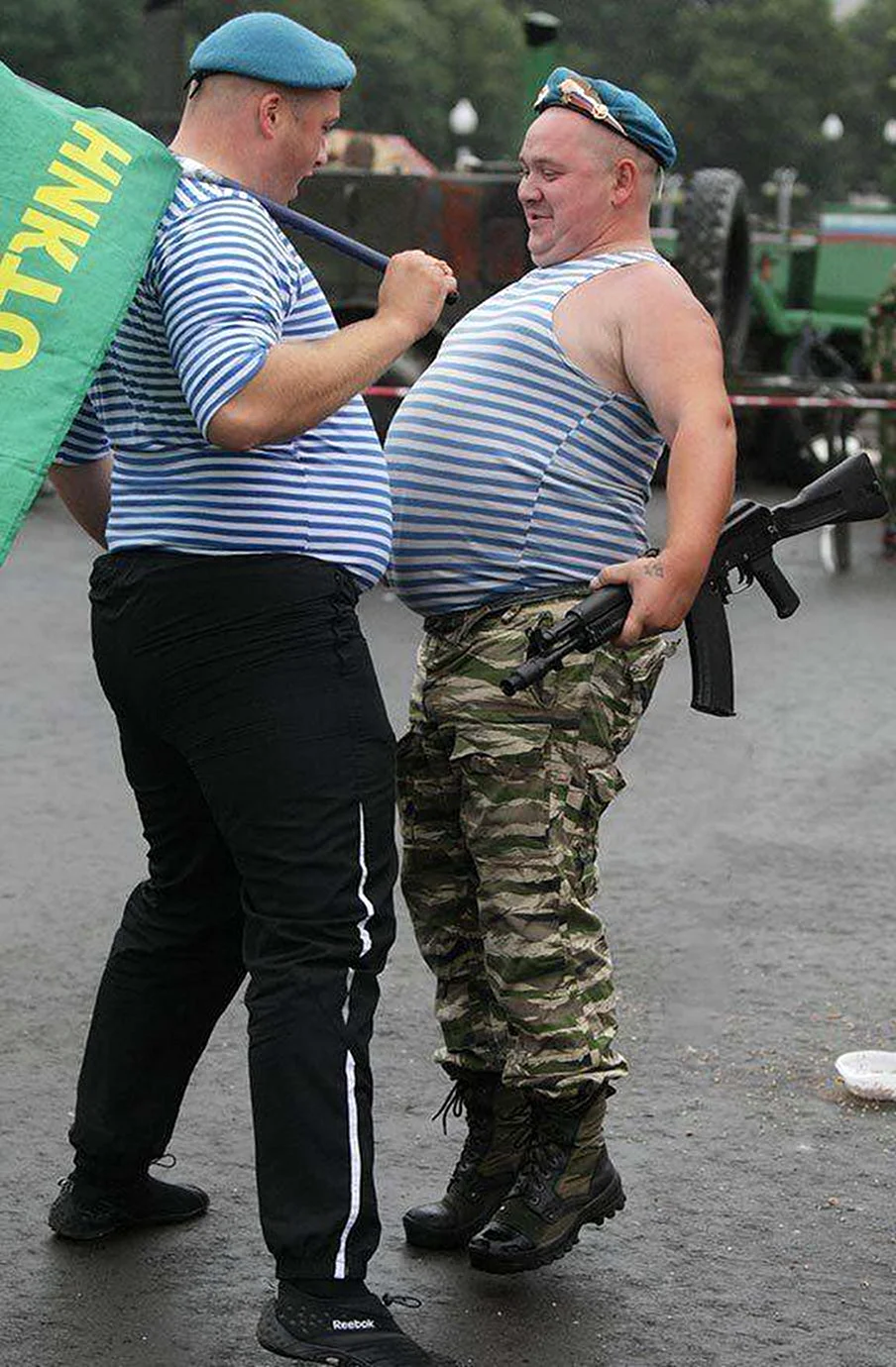 С днем ВДВ
