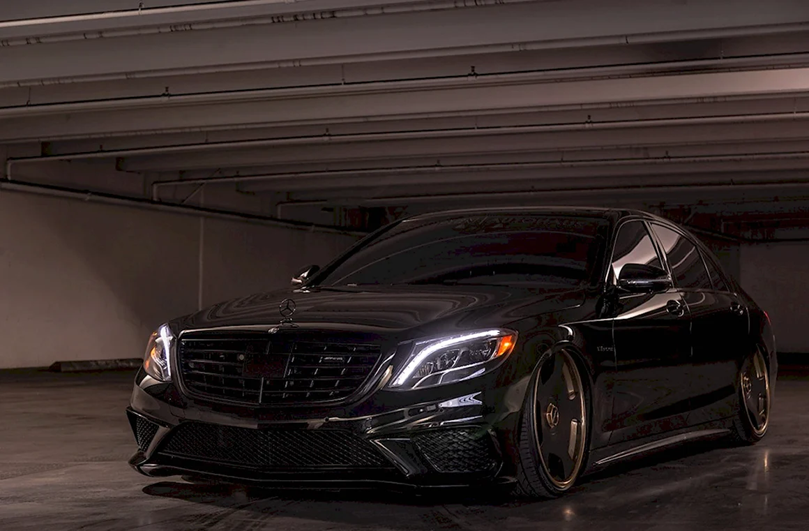 S63 AMG w222