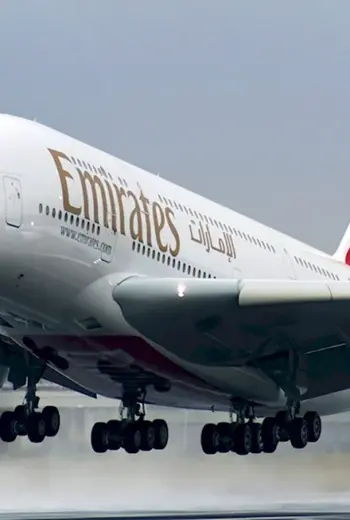 Самолёт Airbus a380