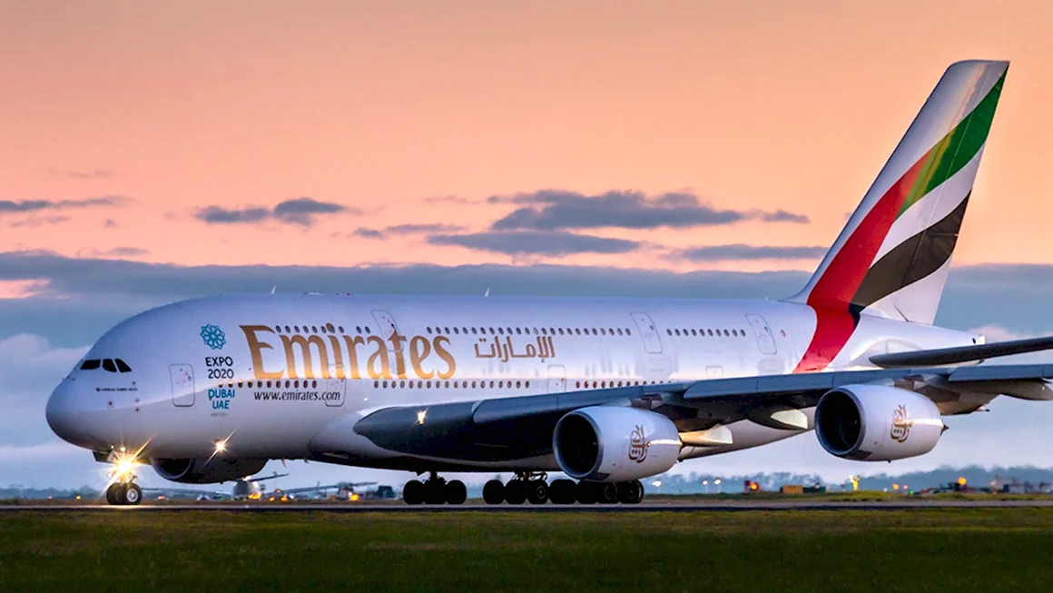 Самолёт Airbus a380