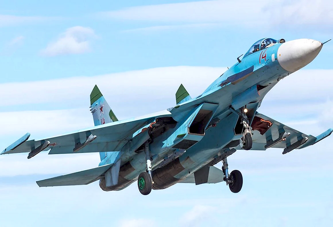 Самолет Су 27
