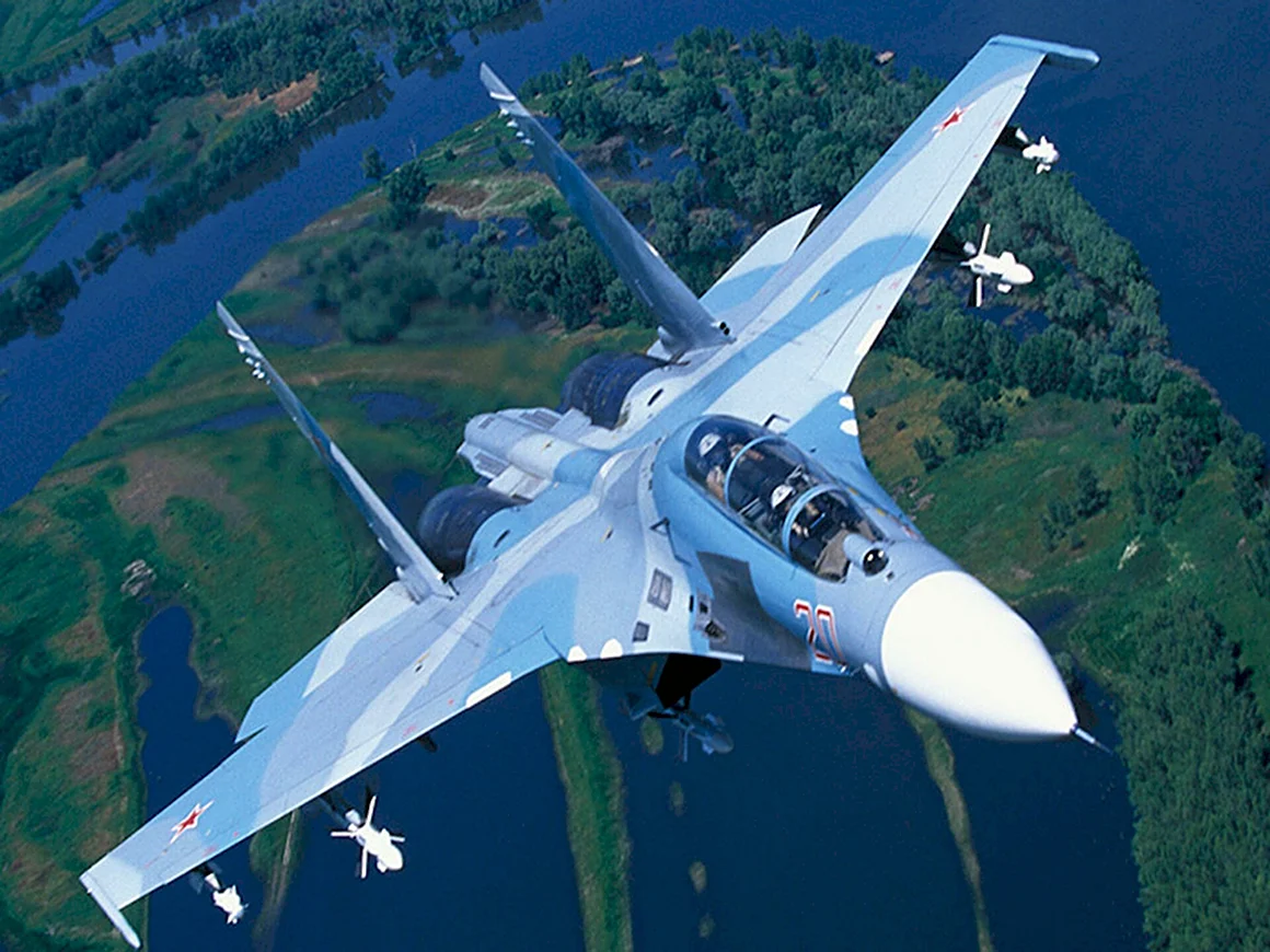 Самолет Су 27