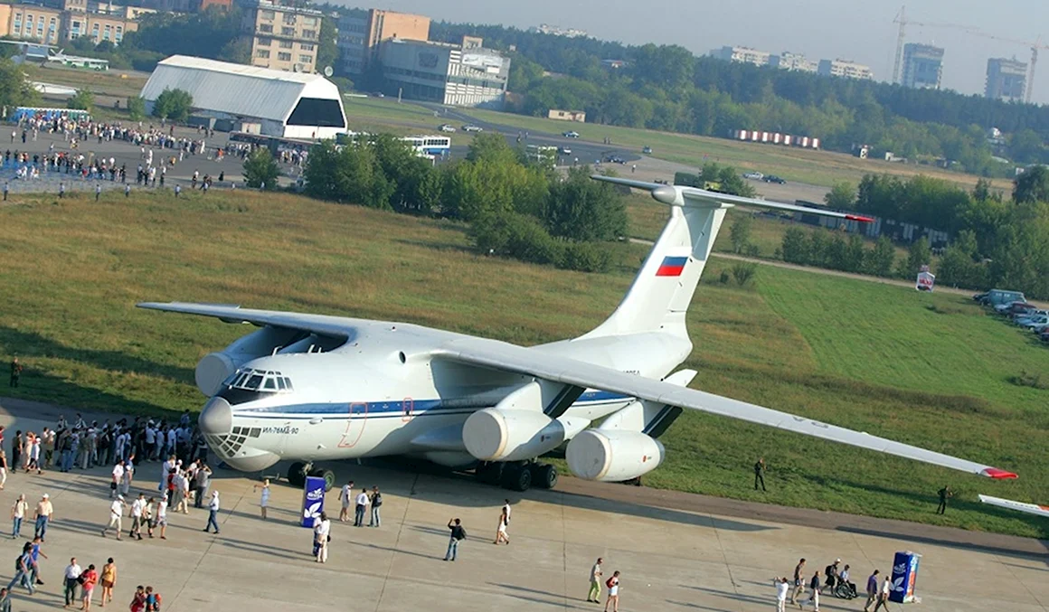Самолеты России