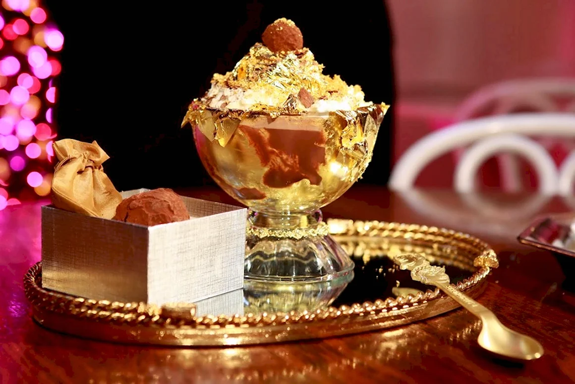 Сандей «Frrrozen Haute Chocolate»