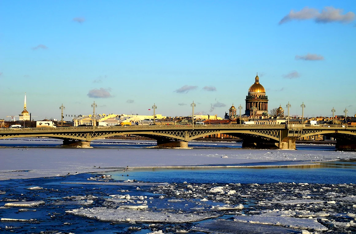Санкт-Петербург март