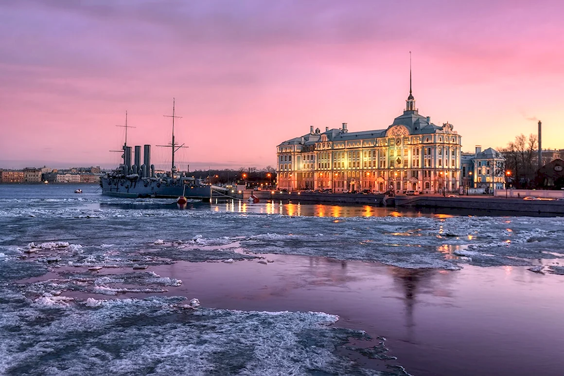 Санкт-Петербург в апреле