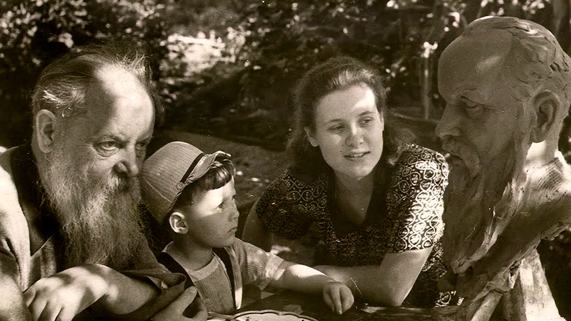 Семья Павла Петровича Бажова