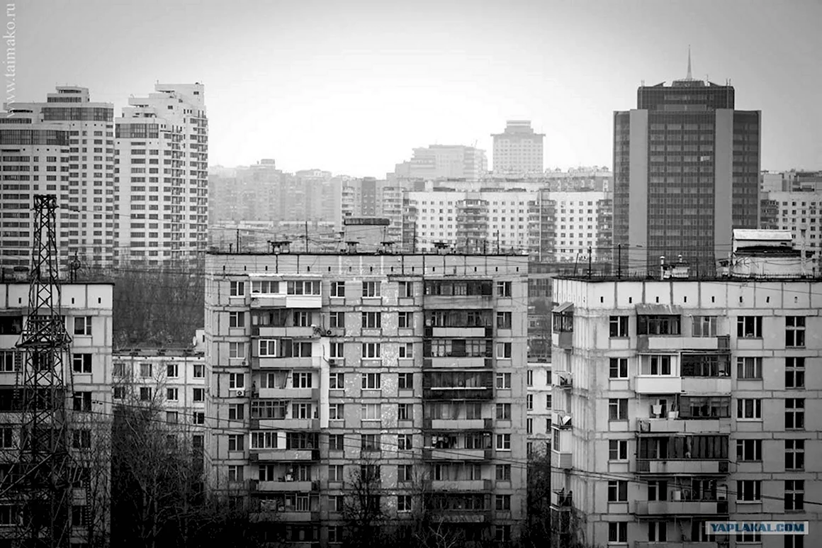 Серые многоэтажки