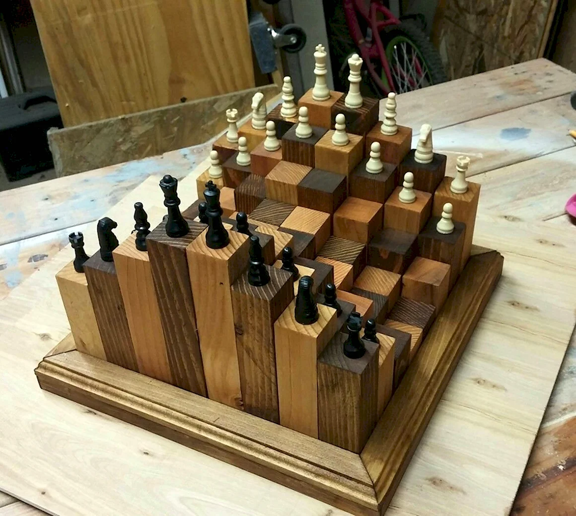 Шахматная доска из дерева