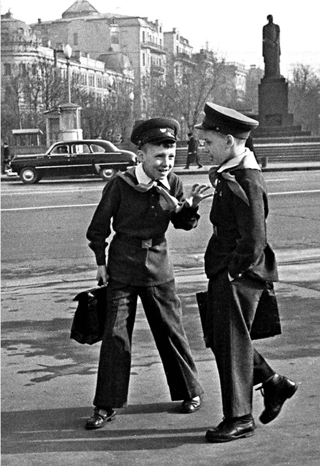 Школьная форма СССР для мальчиков 1960