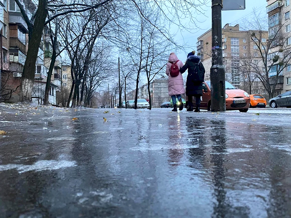 Сильный гололед