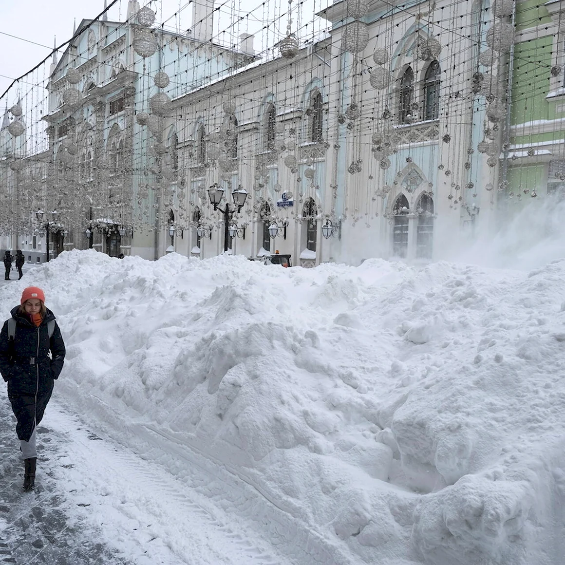 Сильный снегопад в Москве 2021