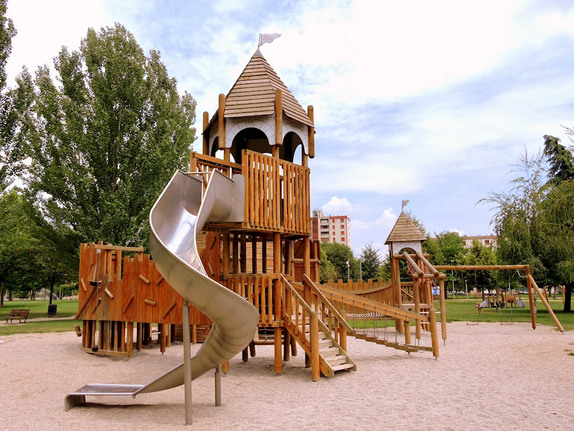Скай Вуд Крекшино