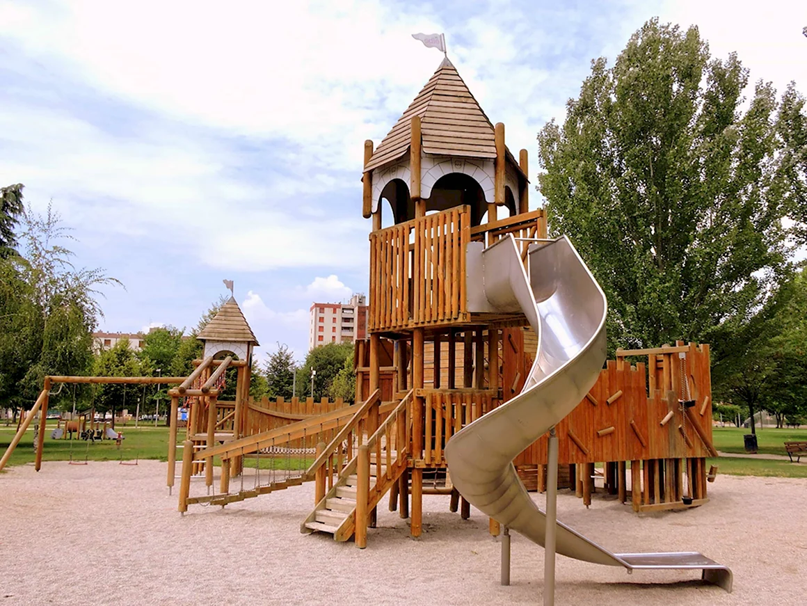 Скай Вуд Крекшино