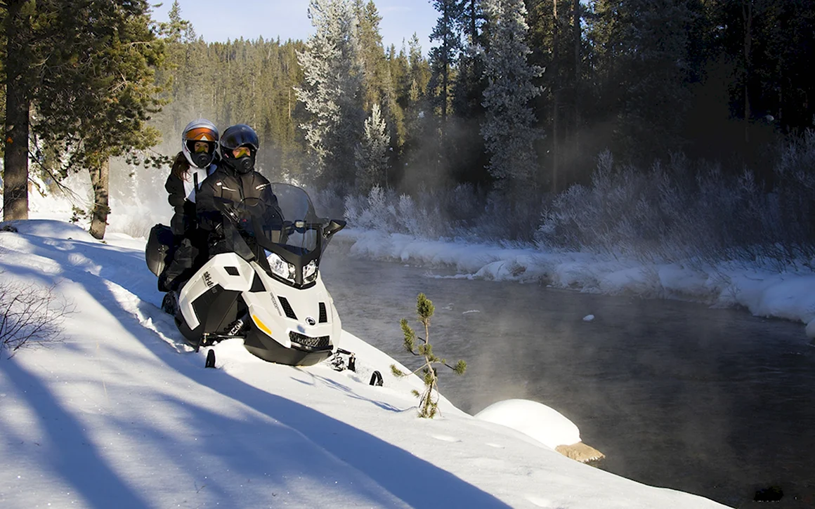 Ski Doo Grand Touring 1200