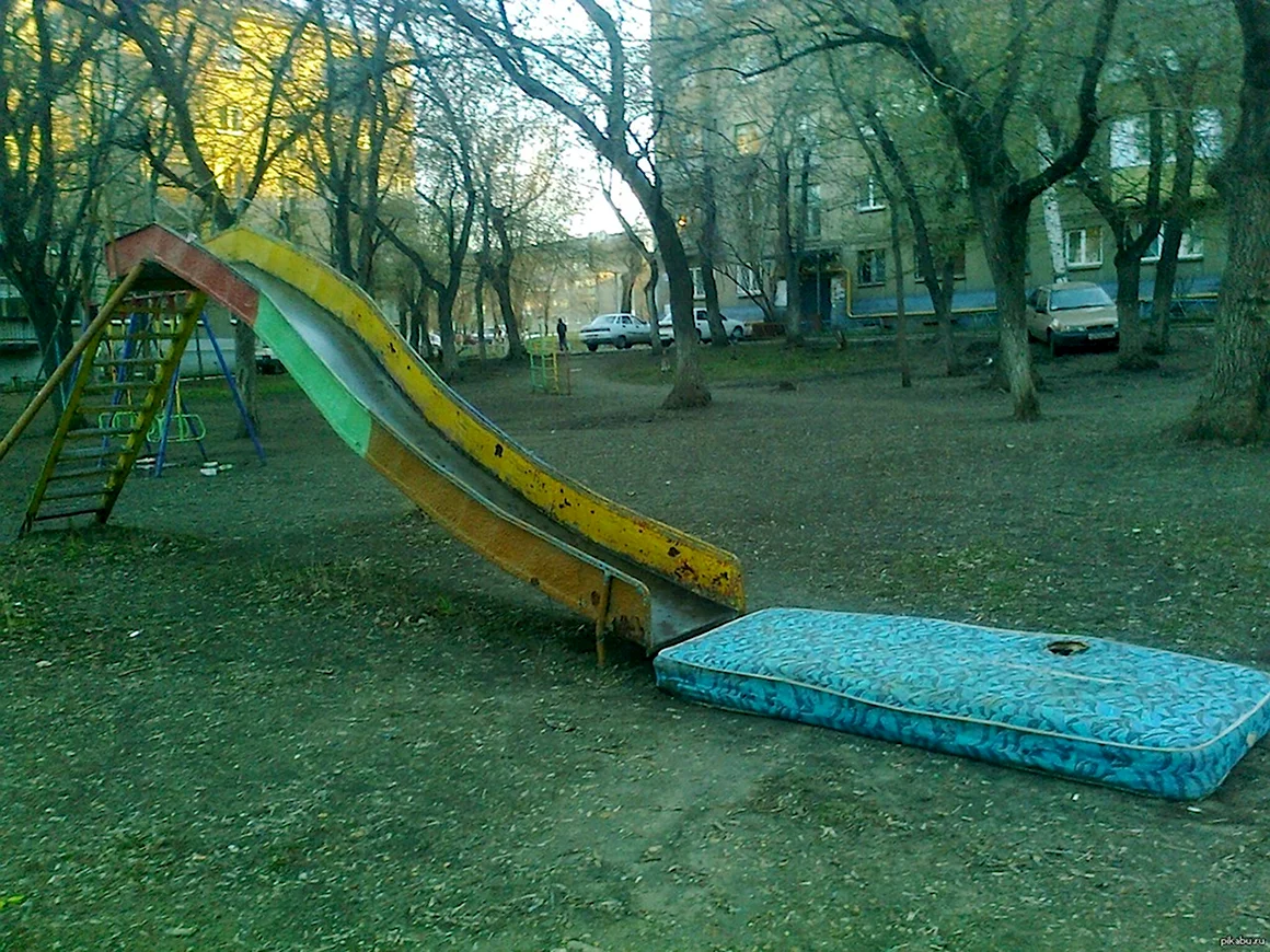 Смешные детские горки