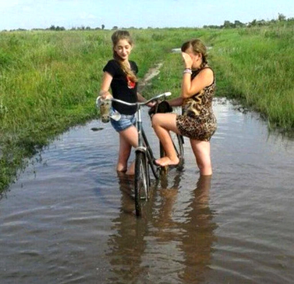 Смешные девушки с деревни