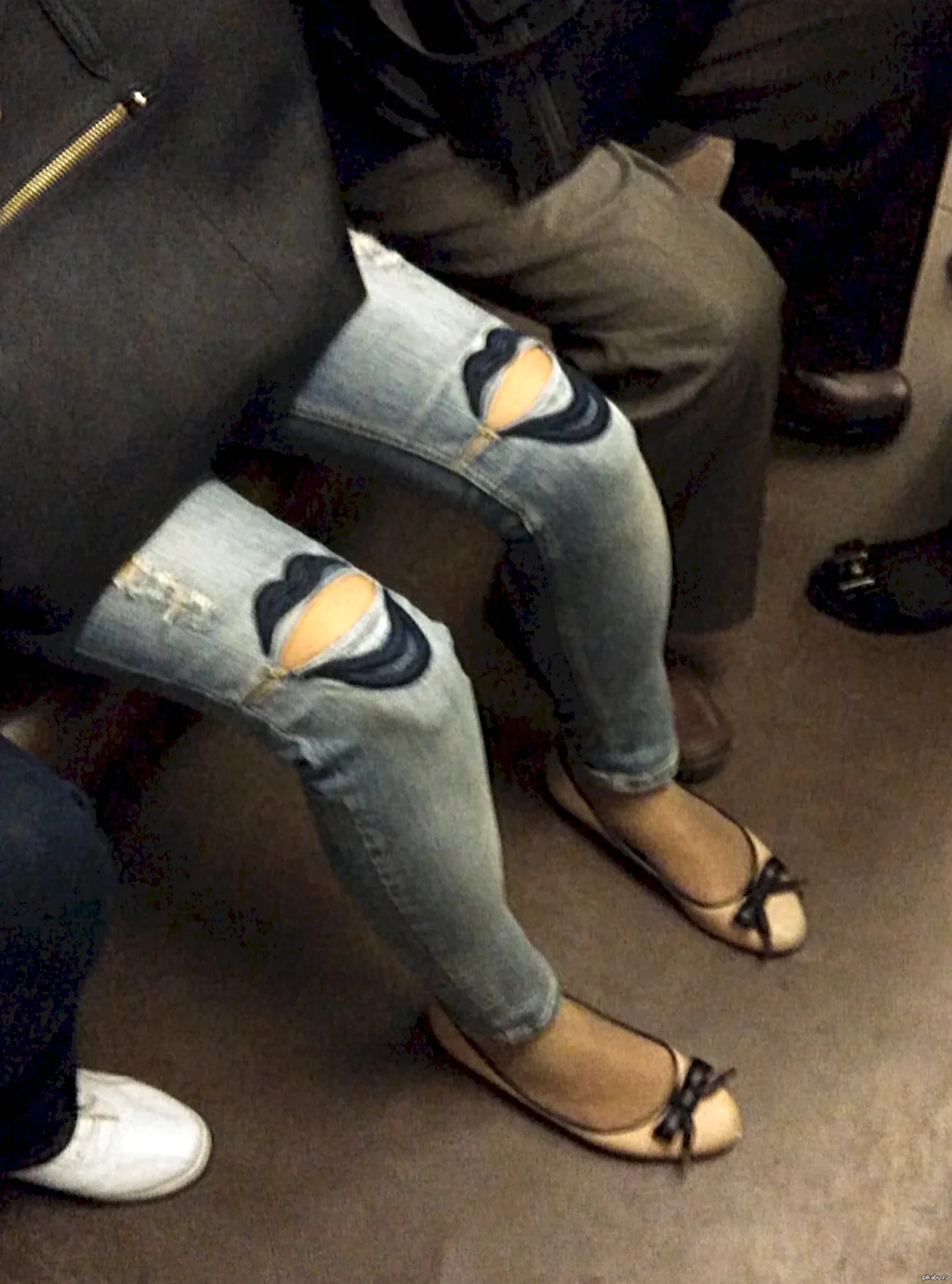 Смешные джинсы