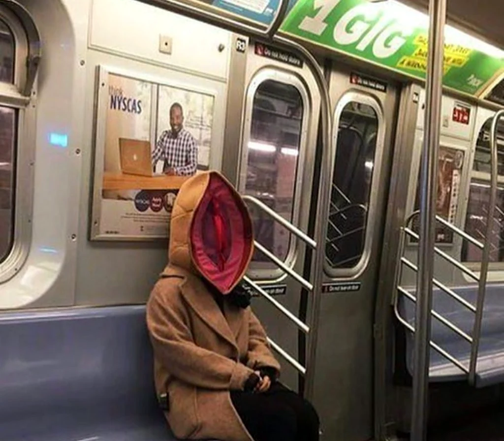 Смешные люди в метро
