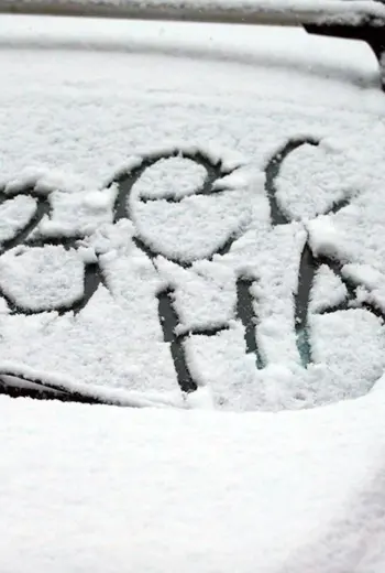 Снег в апреле