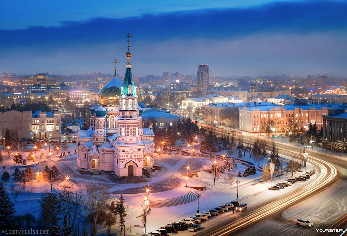 Соборная площадь Омск