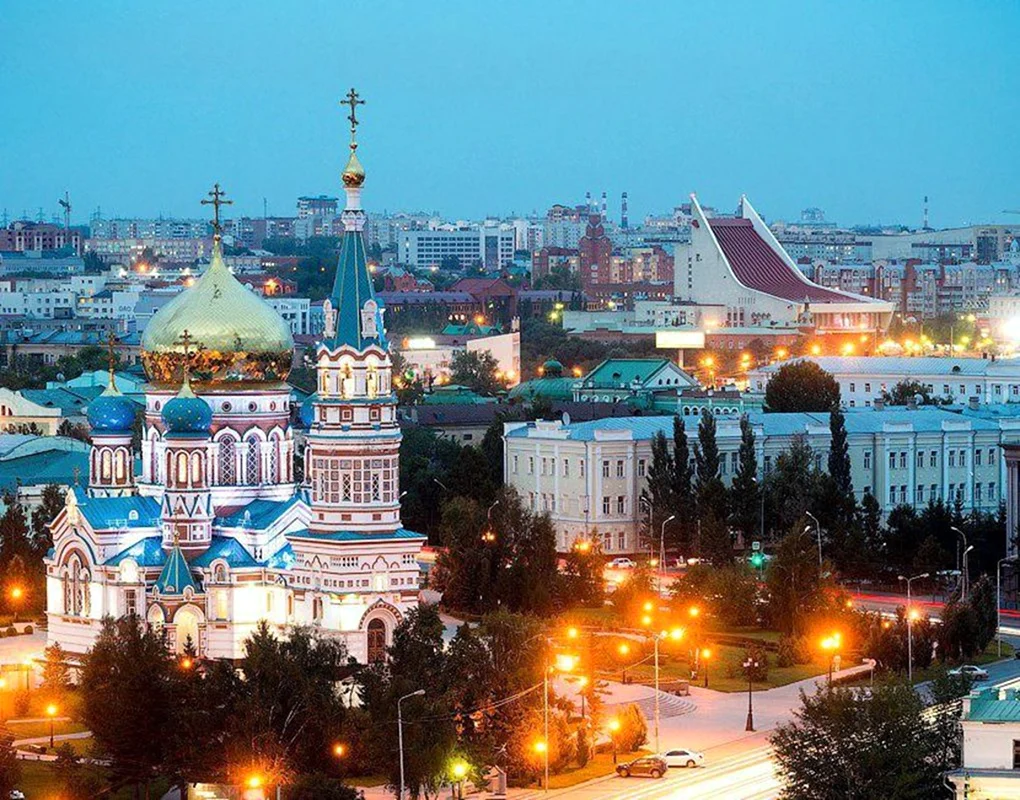 Соборная площадь Омск