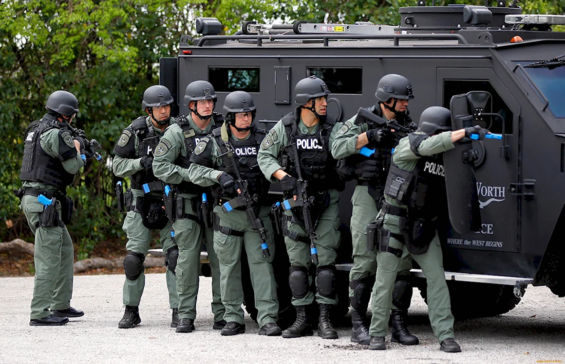 Спецназ полиции США SWAT