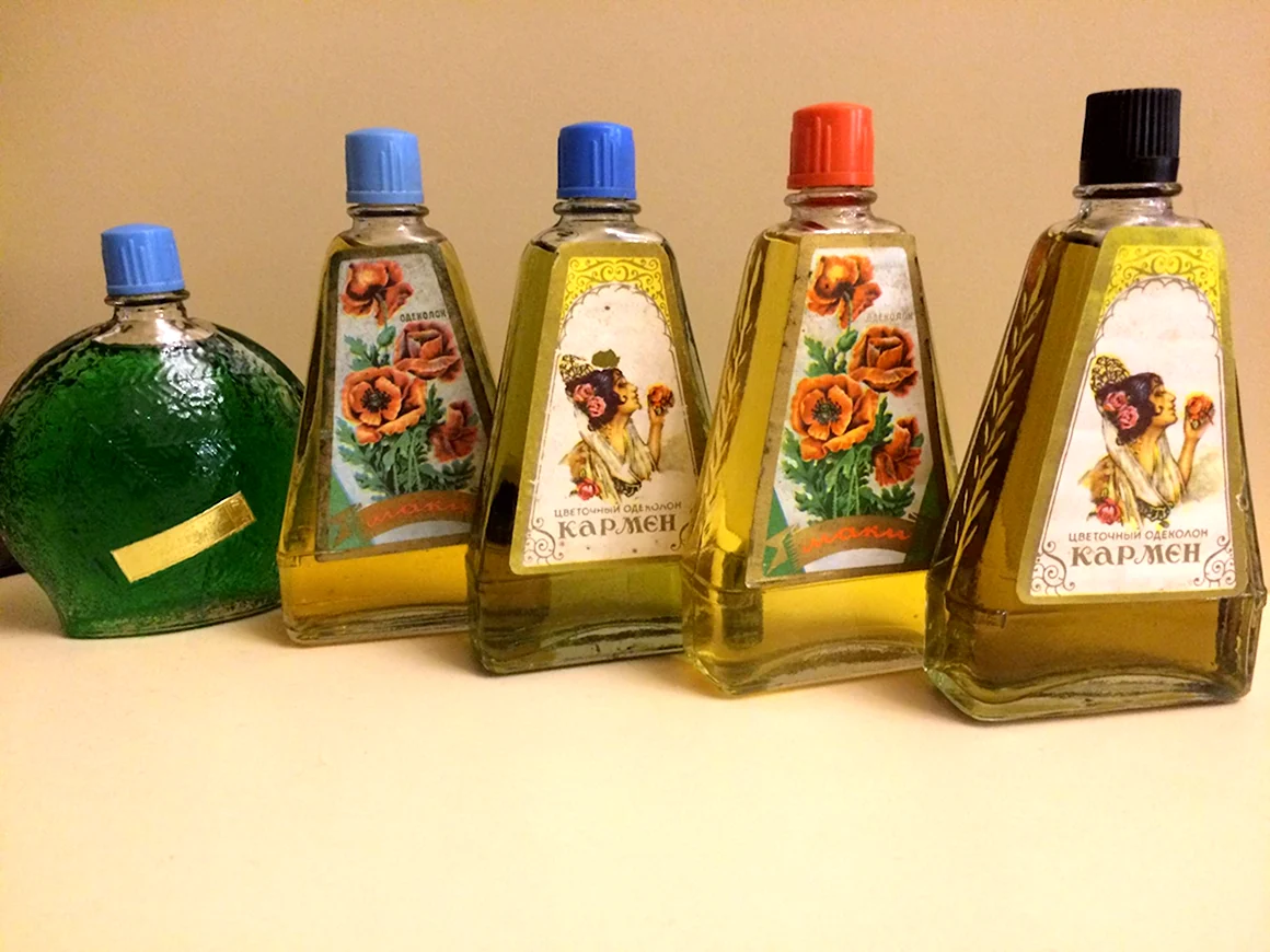 СССР одеколон Кармэн