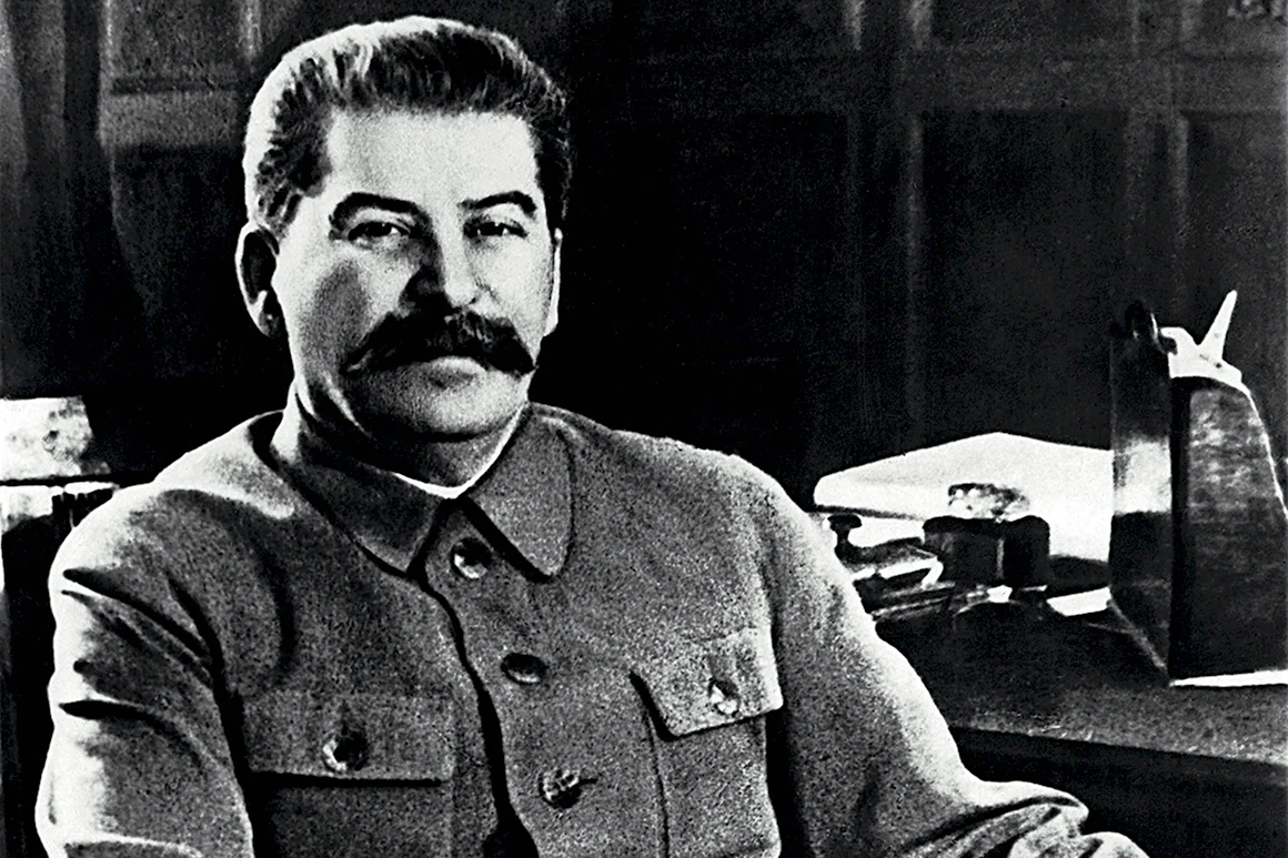 Сталин Иосиф Виссарионович расстрелять