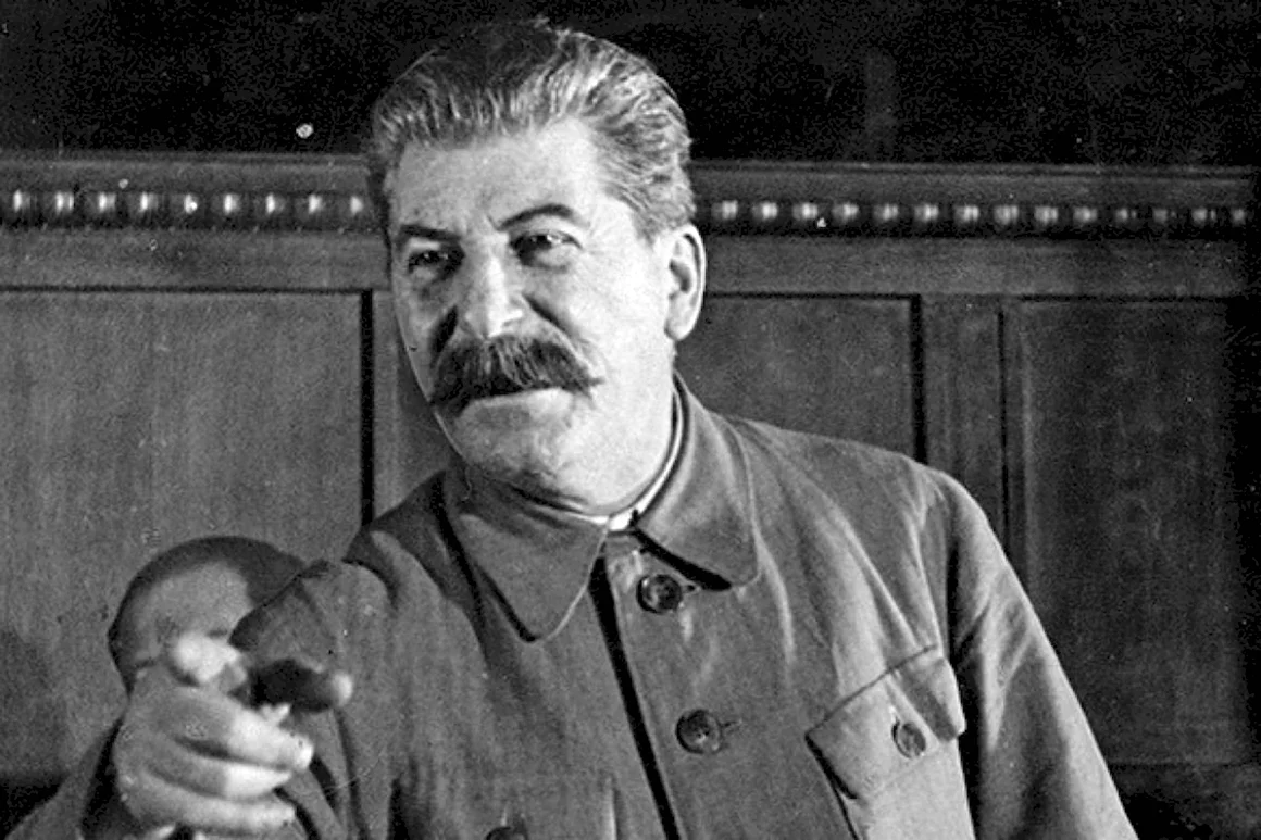 Сталин Иосиф Виссарионович расстрелять