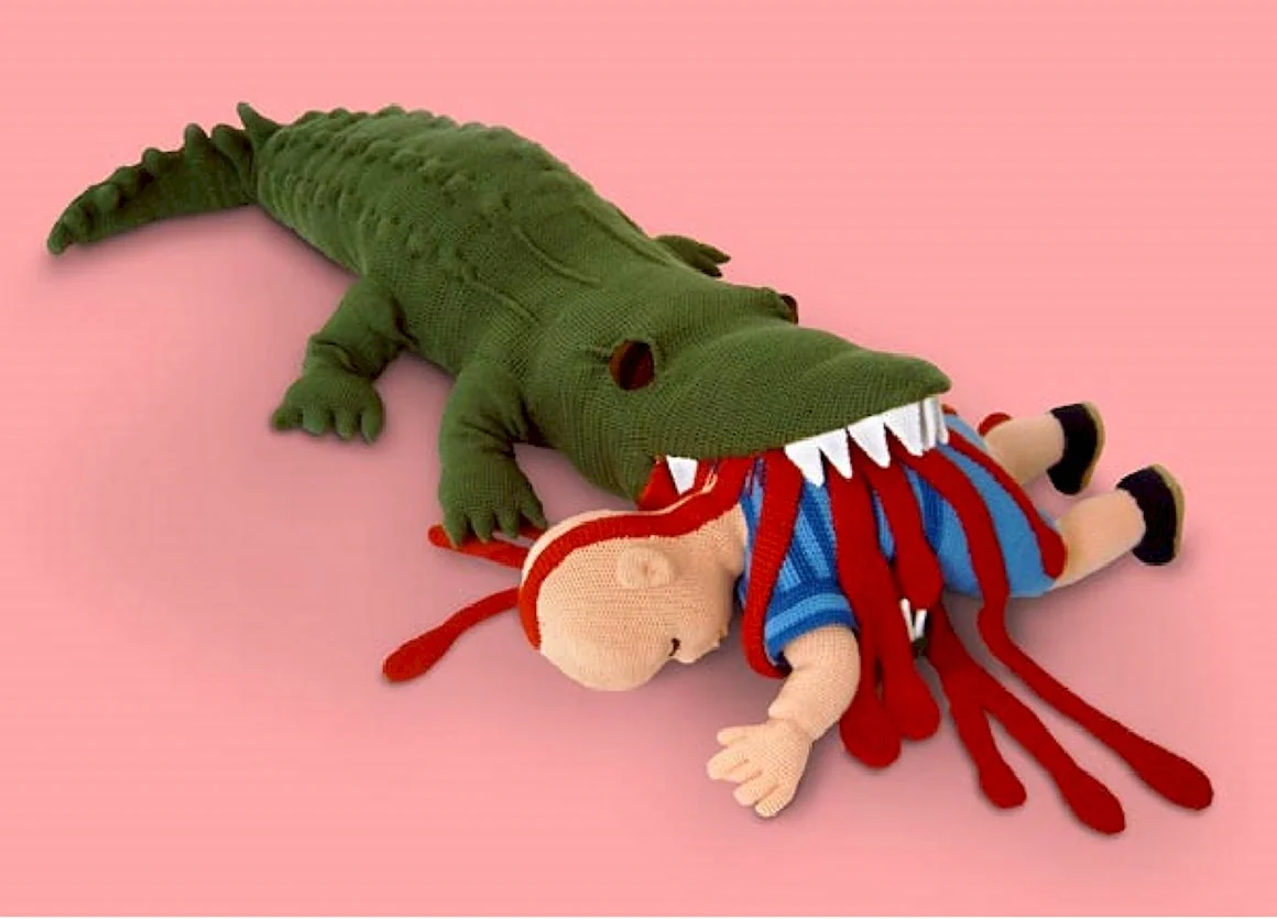 Странные игрушки для детей