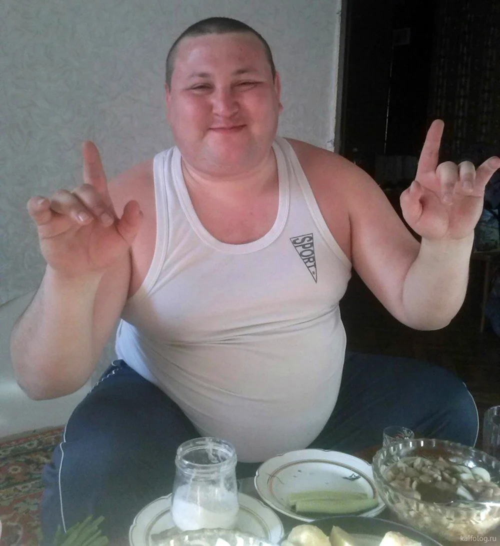 Страшные парни из социальных сетей