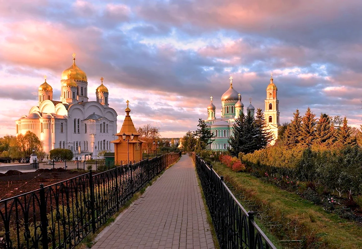 Свято-Троицкий Серафимо-Дивеевский монастырь