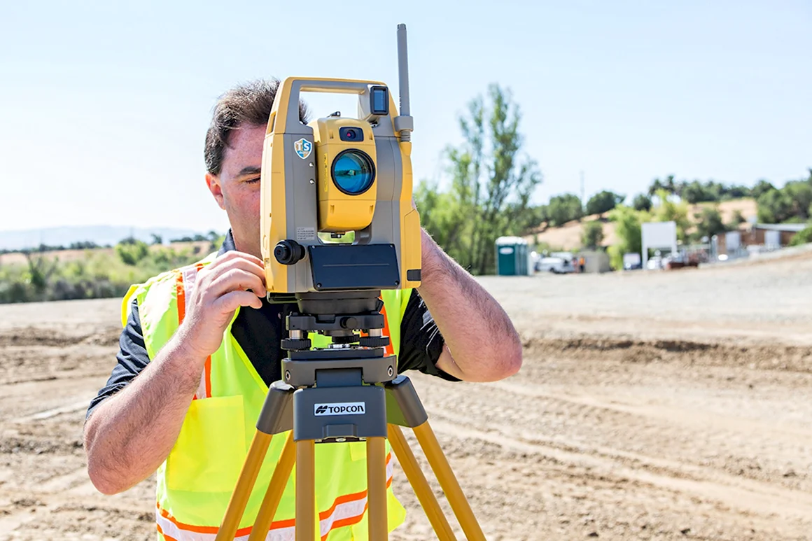 Тахеометр Topcon DS-201i