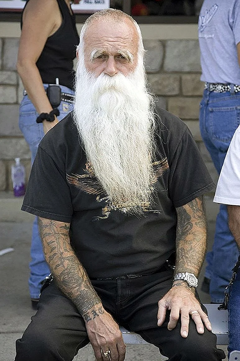 Татуированный дед