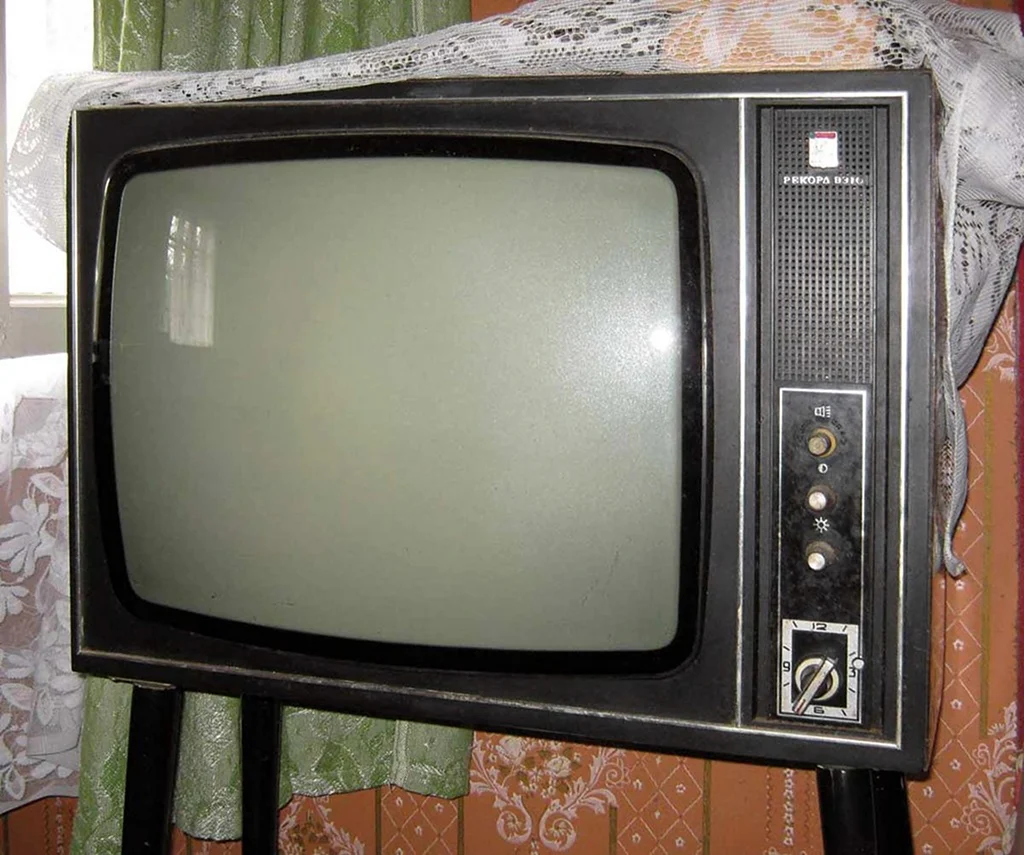 Телевизор рекорд 402