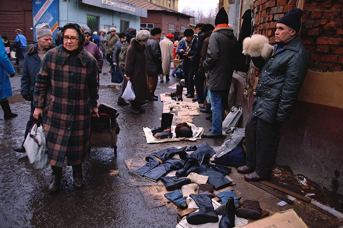 Тишинский рынок в 90е