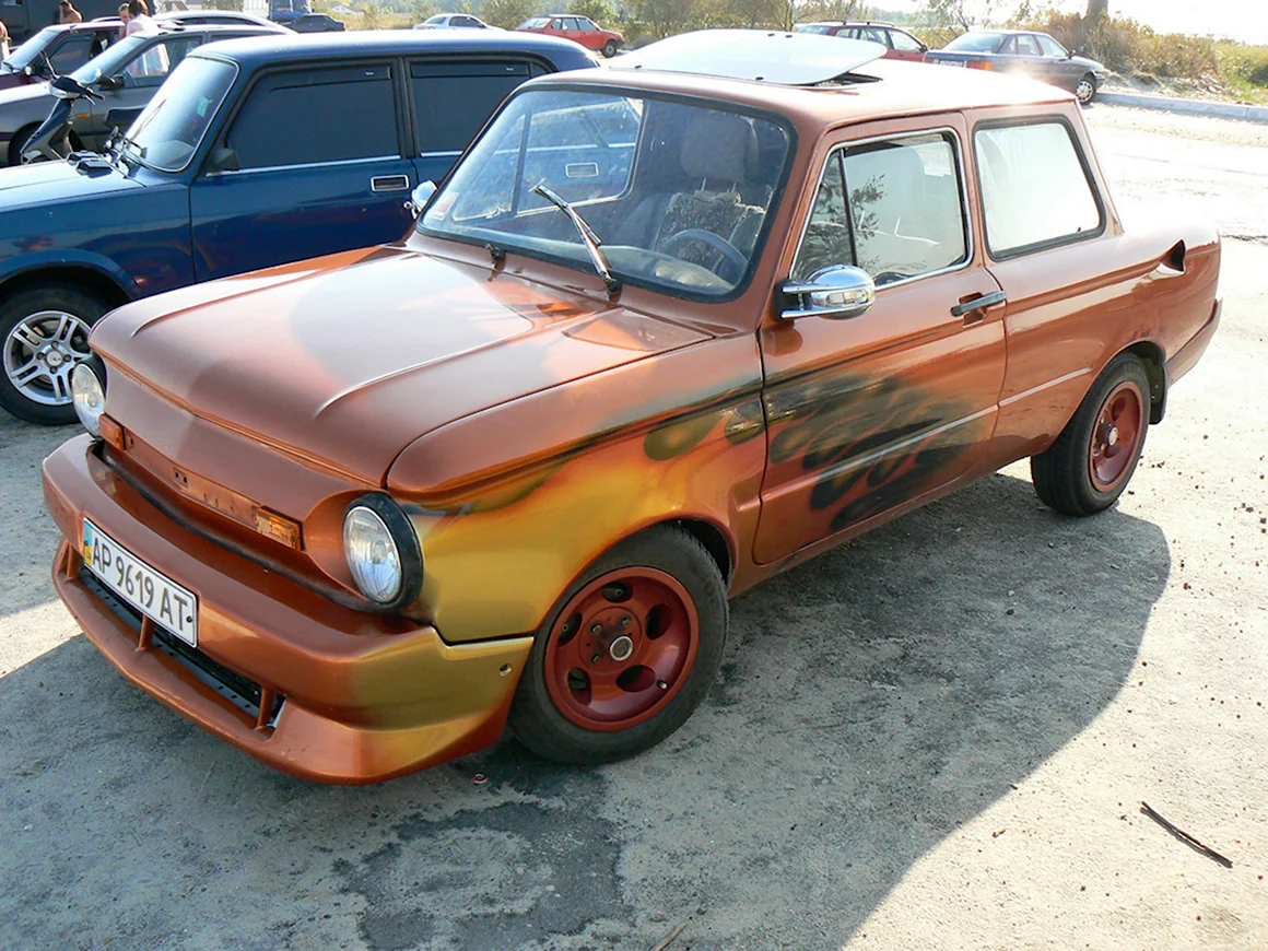 Тюнингованный ЗАЗ 968м