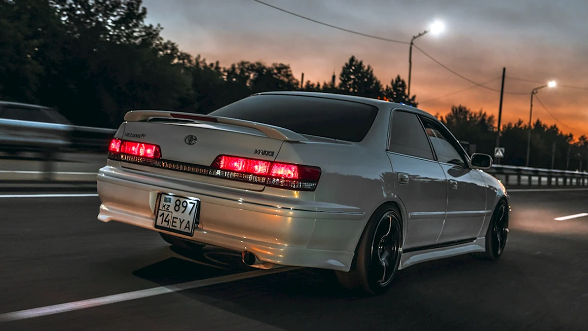 Toyota Mark 2 100